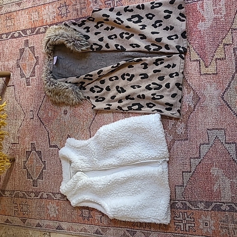 Pair of girl's vest